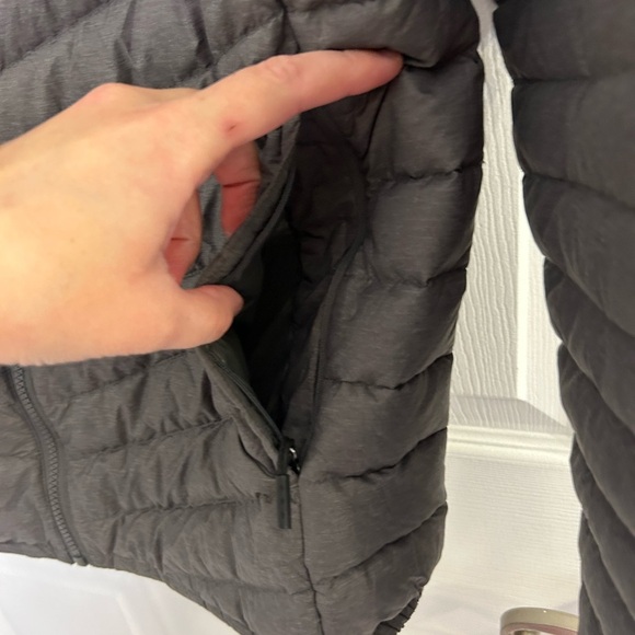 32 Degree Heat Black Ultra Light Full Zip Puffer Jacket Men’s Size M Gray Down - Picture 2 of 10